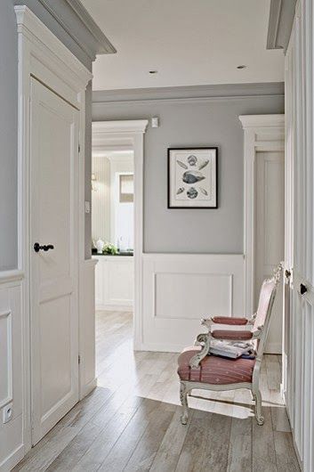 Sunday Favorites Collonade Gray, Grey Hallway, Casa Clean, Law Office, Hus Inspiration, Design Del Prodotto, Style At Home, Wood Flooring, New Wall