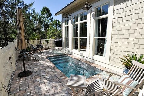 I would be EXTREMELY happy with a little plunge pool like this in my yard! Nothing to big, perfect for a dip to cool down on a hot day!