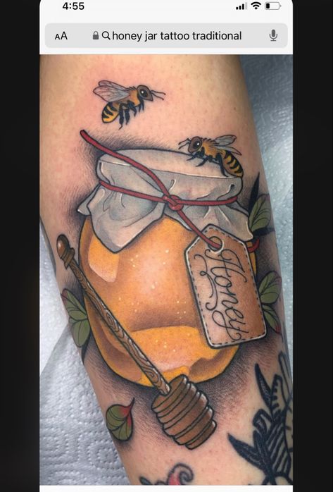 Mommy Daughter Tattoos, Honey Bee Tattoo, Honeycomb Tattoo, Bumble Bee Tattoo, Amsterdam Tattoo, Insect Tattoo, C Tattoo, Summer Tattoo, Bff Tattoos