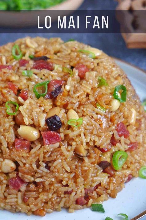 Chinese Sticky Rice In Rice Cooker, Sticky Fried Rice Recipe, Sticky Fried Rice, Authentic Fried Rice Chinese, Chinese Entrees, Rice Wok, Thai Food Dishes, Chinese Sticky Rice, Sticky Rice Recipe