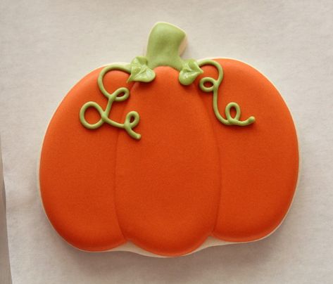 Decorated Pumpkin Cookies, Cookie Template, Pumpkin Cookies Decorated, Pumpkin Spice Sugar Cookies, Decorated Pumpkin, Fall Decorated Cookies, Spice Sugar Cookies, Cookies Pumpkin, Pumpkin Sugar Cookies