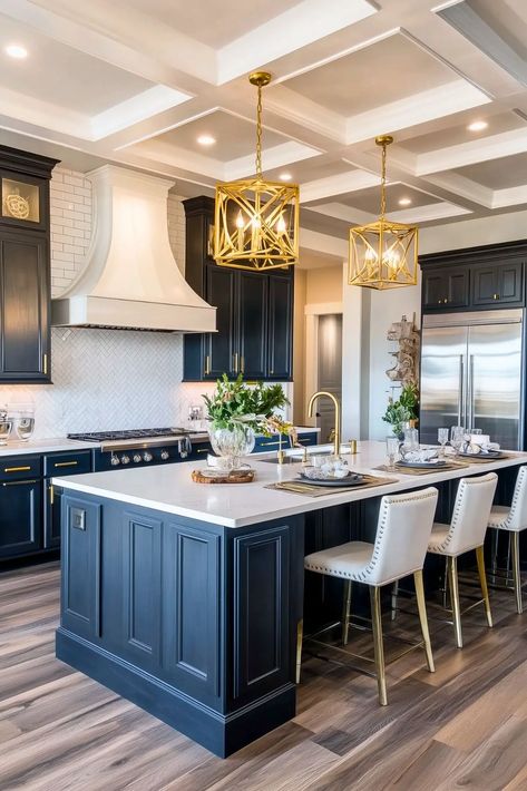 The Navy Blue Kitchen: Tradition Meets Trend - Kitchen Informant Blue Kitchen Island With Seating, Open Concept Blue Kitchen Living Room, Blue And White Kitchen Decor Ideas, Kitchen Ideas Navy Blue, Dark Blue Backsplash, Navy And Cream Kitchen, Navy Blue Kitchens, Navy Blue Backsplash, French Blue Kitchen