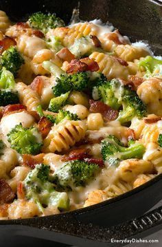 Gnocchi Casserole, Tortellini Pesto, Gnocchi Recipes Easy, Gnocchi Dishes, Recipe With Bacon, Baked Gnocchi, Gnocchi Recipes, Bacon Recipes, Casserole Recipe