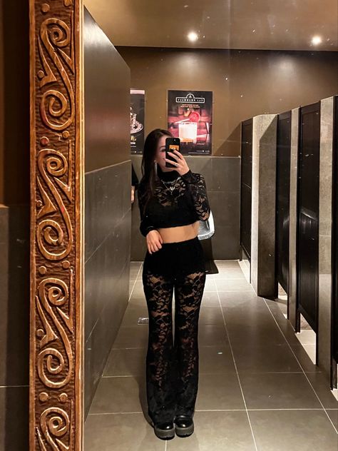 Night Out Midsize Outfit, Lace Pants Outfit Classy, Libra Venus Style, Mesh Pants Outfit, Black Lace Top Outfit, Grunge Party Outfit, Lace Pants Outfit, Vegas Outfits Nightlife, Coachella Inspired Outfits