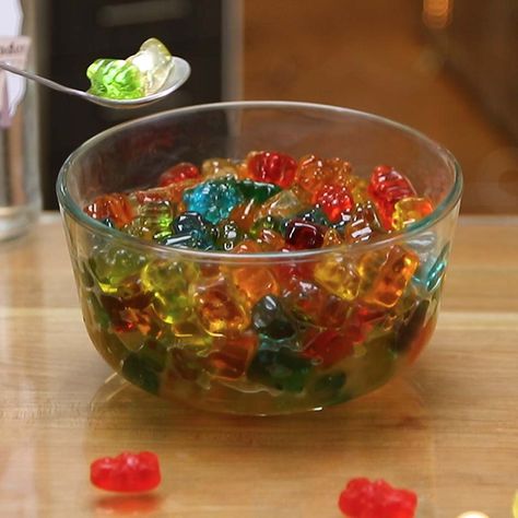 Rum Gummy Bears, Rummy Bears, Drunken Gummy Bears, Green Apple Vodka, Homemade Gummy Bears, Mango Rum, Candy Cocktails, Best Alcohol, Malibu Rum