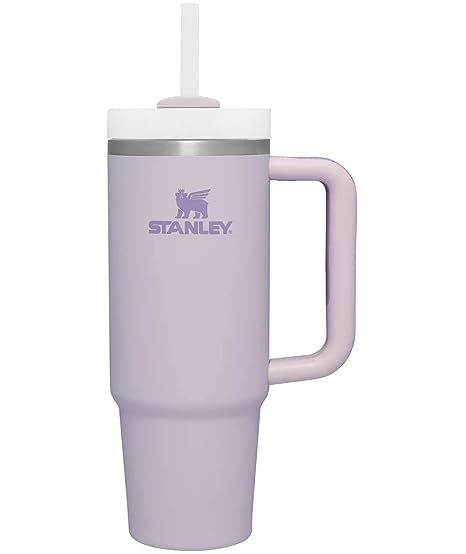 Stanley Design, Stanley Ideas, Cup Aesthetic, Stanley Products, Trendy Water Bottles, Stanley Cups, Stanley Quencher, Girly Accessories, Cute Cups