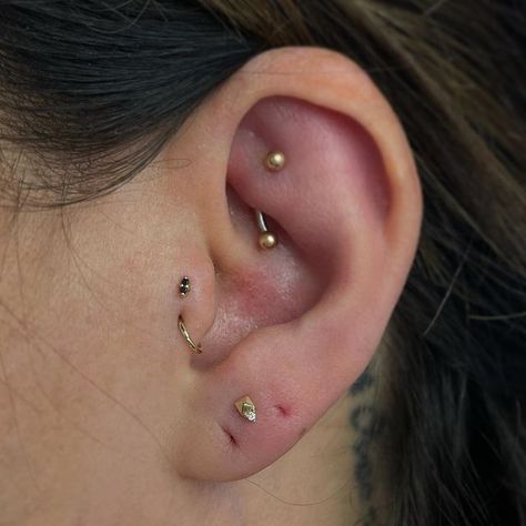 Triple Tragus Piercing, Tragus Piercing Hoop, Hoop Tragus Piercing, Tragus Hoop Piercing, Double Tragus Piercing, Double Tragus, Piercings Jewelry, Anti Tragus, Tragus Hoop