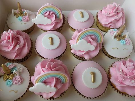 unicorns and rainbows for a 1st birthday Cupcakes Unicorn Birthday, Pastel Unicorn Cupcakes, 1 Year Birthday Cupcakes, 1st Birthday Girl Cupcakes, First Birthday Cupcakes Girl, 1st Birthday Cupcakes Girl, Unicorn Cupcakes Ideas, Unicorn Birthday Cupcakes, Rainbow Unicorn Cupcakes