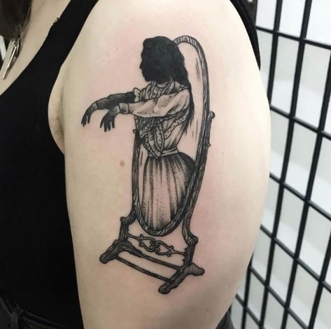 Woman coming out of a mirror done by @swamplost | www.otziapp.com Swing Tattoo, Mirror Tattoo, Mirror Tattoos, Horror Make-up, Goth Tattoo, Occult Fashion, Ghost Tattoo, Gothic Tattoo, Horror Tattoo