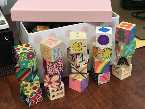 Decorate your own baby blocks. Baby shower/sprinkle activity. Baby Blocks Diy, Diy Baby Blocks, Painted Blocks, Baby Blocks Baby Shower, Baby Shower Crafts, Diy Blocks, Simple Baby Shower, Baby Blocks, Wooden Blocks