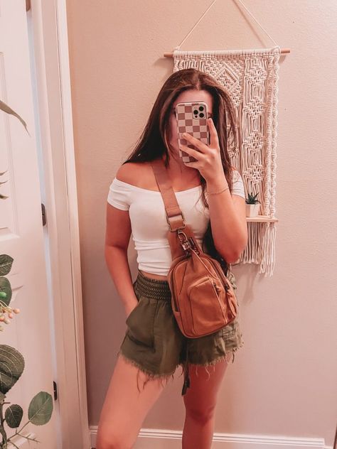 Free people sling bag, boho chic, cute casual summer outfits, casual outfits for women, green shorts outfit Sling Bag Outfit Casual, Hudson Sling Bag, Outfits Free People, Cute Casual Summer Outfits, Sling Bag Outfit, Green Shorts Outfit, Affordable Summer Dresses, Casual Outfits For Women, Best Crossbody Bags