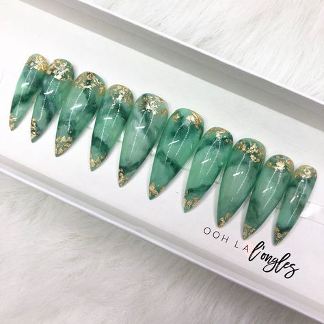 Agate Nails, Moonstone Nails, Jade Nails, Green Moonstone, Witchy Nails, Nail Board, Art Hacks, Soft Gel Nails, Pink Ombre Nails