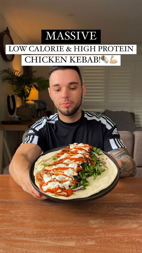 Protein Meal Prep, Giant Chicken, Chicken Kebab Recipe, Chicken Kebab, Kebab Recipe, High Protein Meal, High Protein Meal Prep, High Protein Low Calorie, Protein Meal