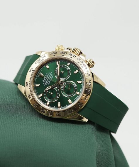 Gold Daytona, Rolex Watch, Rolex Datejust, Rolex Watches, Luxury Lifestyle, Forest Green, Time Piece, Apple Watch, Rolex