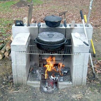 Diy Outdoor Fireplace, Outdoor Bbq Grill, Cement Blocks, Cinder Blocks, Outdoor Stove, Mother Earth News, Cinder Block, Diy Fireplace, Outdoor Bbq