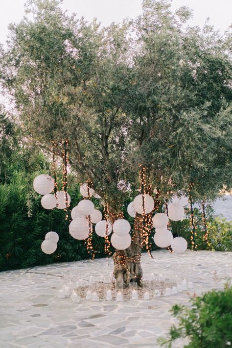 Simple Greek Wedding, Greek Wedding Inspiration, Greek Wedding Table Decor, Greece Themed Wedding, Mediterranean Wedding Decor, Greek Wedding Decor, Greek Inspired Wedding, Greek Wedding Theme, Crete Wedding