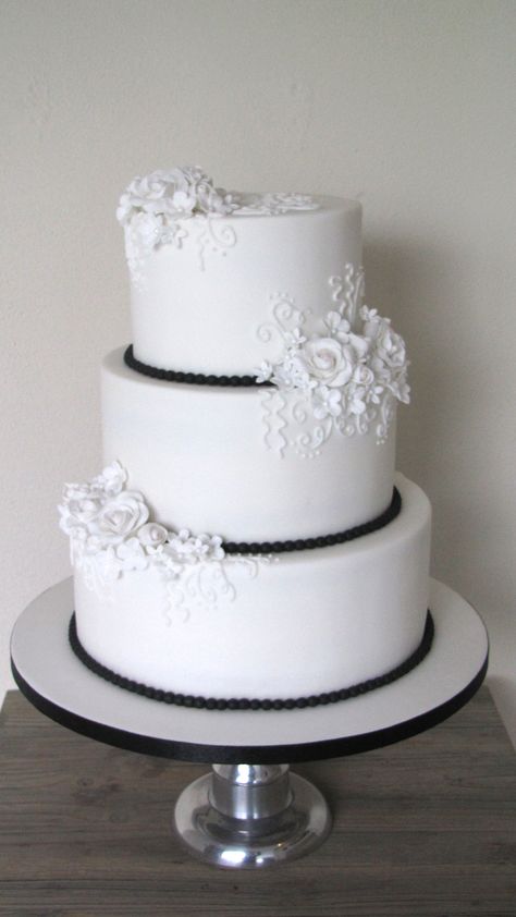 Black White And Silver Wedding Cake, Wedd Cakes, Gray Wedding Cake, Black And White Wedding Cake, Silver Wedding Cake, 2 Tier Cake, Black Wedding Cakes, Buttercream Wedding Cake, Black Pearls