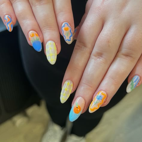 tulips + oranges 🌷🍊✨☁️ @myleebeautyofficial colours @officialnavyprofessional prep #nails #nailart #naturalnails #gelnails #leedsnails… | Instagram Nails Moodboard, Prep Nails, 2024 Inspiration, Painted Nail Art, Nice Nails, Orange Nails, Fire Nails, Gel Manicure, Nail Inspiration