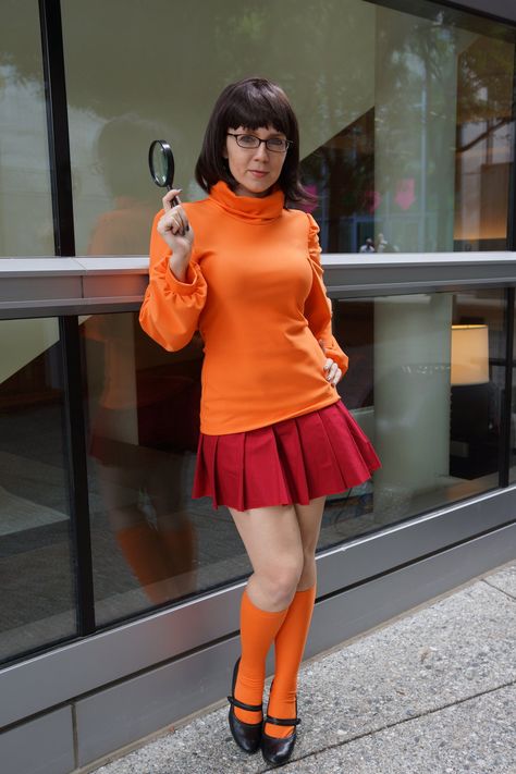 Velma Outfit, Closet Cosplay Ideas, Velma Costume, Scooby Gang, Velma Scooby Doo, Cosplay Ideas Women, Outfit Bar, Daphne And Velma, Closet Cosplay