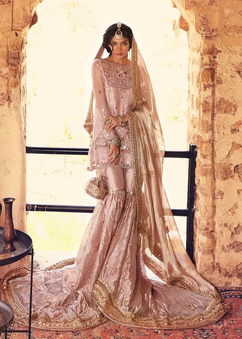 Raw Silk Sharara, Farshi Gharara, Nameera By Farooq, Gold Dupatta, Sharara Style, Silk Sharara, Pakistani Lehenga, Pakistani Bridal Dress, Organza Shirt