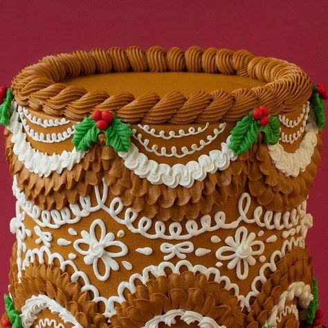 Whole Foods Cake, Whipped Cream Cheese Frosting, Christmas Themed Cake, Gourmet Cakes, Christmas Cake Decorations, Xmas Cake, Winter Cake, Gingerbread Cake, Whipped Cream Cheese