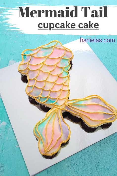 Mermaid Pull Apart Cupcake Cake, 7 Pull Apart Cupcakes, Mermaid Tail Pull Apart Cupcakes, Cupcake Cake Mermaid, Mermaid Pull Apart Cupcakes, Mermaid Cake Diy, Mermaid Tail Cupcake Cake, Mermaid Cupcake Cake, Cookie Cake Icing