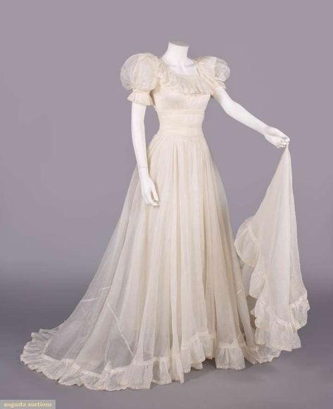 Auctions by Date 1940’s Wedding Dress, 40s Wedding Dresses, Edwardian Wedding, 20th Century Fashion, Old Dresses, Embroidered Trim, 1940s Dresses, Fairytale Dress, Vintage Couture