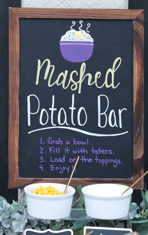 Mashed potato bar anyone? Mashed Potato Bar Wedding, Mashed Potato Bar, Best Vegetable Recipes, Potato Bar, Loaded Mashed Potatoes, Buffet Ideas, Mashed Potato, Wedding Bar, Vegetable Recipes