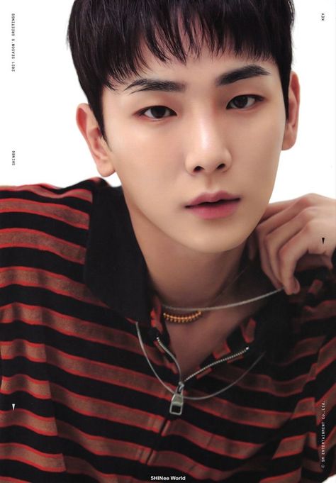 hourly kim kibum `ㅂ´ on Twitter: "#SHINee #키 #KEY @SHINee… " Shinee Wallpaper, Kibum Shinee, Shinee Members, Winner Ikon, Key Shinee, Onew Jonghyun, Season Greetings, Draw Ideas, Kim Kibum