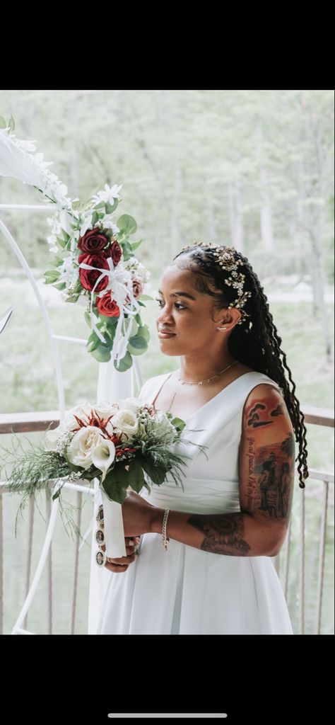 Bridal Hairstyles With Locs, Bridal Locs Hairstyles With Crown, Locs With Veil, Wedding Hairstyles For Dreadlocks, Black Bride With Braids, Locs And Flowers, Black Brides With Braids, Black Brides With Locs, Long Locs Wedding Hairstyles