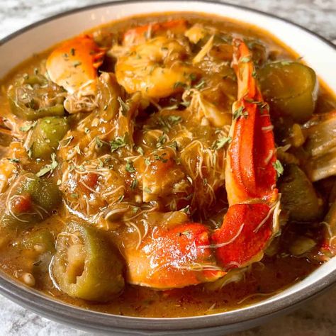 Crab Gumbo Recipe, Cajun Seafood Gumbo, Crab Gumbo, Creole Seafood Gumbo, Cooking Raw Shrimp, Seafood Gumbo Recipe, Raw Shrimp, Cooked Shrimp, Seafood Gumbo