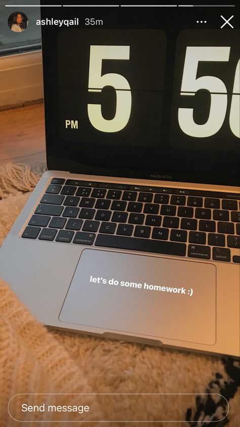 #fliqlo #clock #laptop #igstories Leptop Story Snapchat, Aesthetic Clock On Laptop, 3 Am Aesthetic Clock, 12:00 Am Clock Aesthetic, 4:00 Am Digital Clock Aesthetic, Blog Ideas, Flip Clock, Macbook Pro, Ig Story