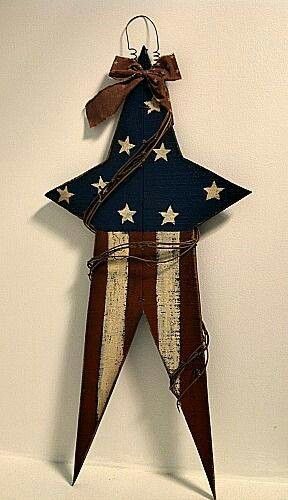 Red white and blue star Primitive Patriotic Crafts, Patriotic Wood Crafts, Summer Wood Crafts, Americana Signs, Country Craft Ideas, American Flag Crafts, Americana Crafts, Rustic Americana, Primitive Wood Crafts