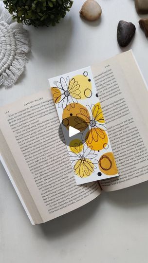 510K views · 44K reactions | Easy Bookmark Idea ✨
.
Supplies I used -
@kokuyo.camlin acrylic paints
@cansonindia bookmark sheets
@sakuracolorproducts micron pens
@uniball_india Signo pen
. 
.
.
#acyrlicpaintings #diy #diybookmark #tutorial #aesthetic
#aestheticedit #ａｅｓｔｈｅｔｉｃ #aestheticvideo  #trending #trendingnow  #bookmark #fyp #nofilterneeded #nofilter #artaccount #artistoninstagram #artideas #arttherapy #artsy #boho
#instagramreels #reelsinstagram #reelitfeelit

bookmark, Diy bookmark, diy, aesthetic art, easy bookmark, viral bookmark, acrylic art, tutorial, painting | Priya | Repiet · Feels Like (La La La) Bujo Quotes, Wellness Art, Bookmark Acrylic, Bookmark Diy, Tutorial Painting, Diy Bookmark, Micron Pens, Diy Aesthetic, Paint Night