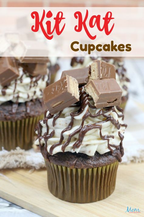 Kit Kat Dessert, Kit Kat Cupcakes, Kit Kat Recipes, Fancy Cupcakes, Candy Cupcake, Holiday Cupcakes, Gourmet Cupcakes, Cupcake Flavors, Cupcakes Recipe