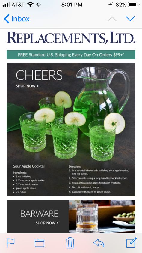 Sour Apple Cocktail Apple Cocktails, Apple Vodka, Apple Cocktail, Alcohol Recipes, Cocktail Hour, Green Apple, Cocktail Drinks, Bars Recipes, Liqueur