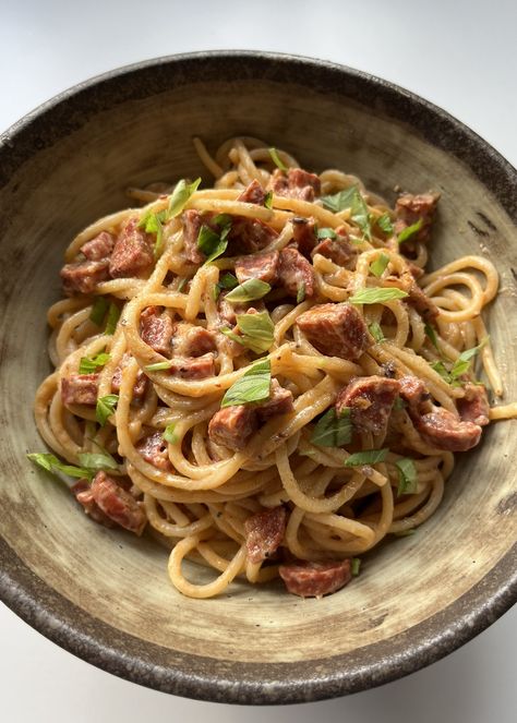 Chipotle Carbonara - Myriad Recipes Chipotle Paste, Carbonara Sauce, Sliced Salami, Carbonara Recipe, Carbonara Pasta, Spicy Sausage, Sausage Pasta, Weeknight Dinner, Main Dish