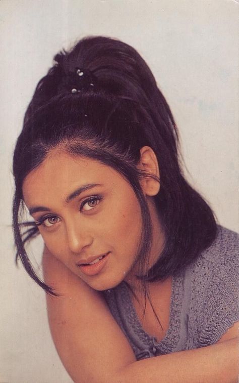 90s Bollywood Actress, 90s Bollywood Fashion, 90s Actresses, 90s Bollywood Aesthetic, Rani Mukherjee, Rani Mukerji, Bollywood Hairstyles, 90s Bollywood, Bollywood Outfits