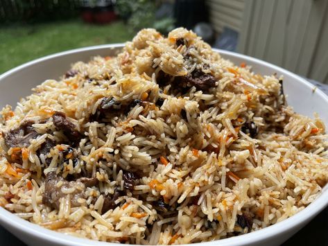 Kabuli pulao recipe - Afghan National Dish – Afghan Cooks Kabuli Pulao Recipes, Afghan Recipes, Lamb Cuts, Afghan Food Recipes, Julienned Carrots, Pulao Recipe, Special Occasion Food, National Dish, Cheap Dinners