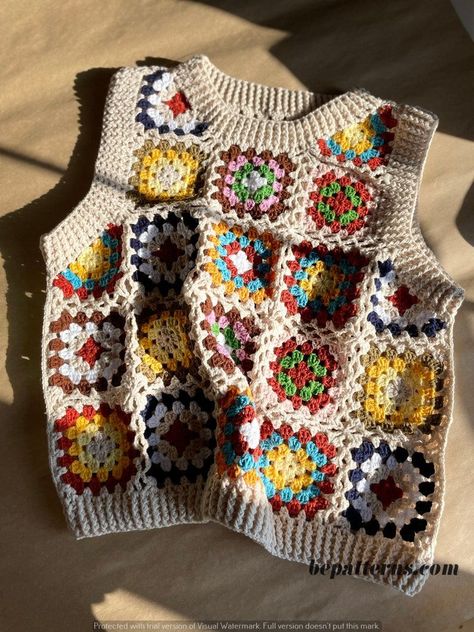 Cute & Cozy: Free Crochet Cardigans to Make Today Vintage Cardigan Outfit, Crochet Cardigan For Beginners, Crochet Vest Patterns, Crochet A Vest, Easy Crochet Cardigan, Crochet Vest Pattern Free, Crochet Studio, Vest Patterns, Vest Crochet