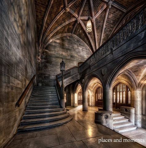 Staircase inside the abandoned Łapalice Castle, Poland. Mansion Homes, Architecture Cool, Castles Interior, Abandoned Castles, Abandoned House, Abandoned Mansions, Stone Walls, Gothic Architecture, Medieval Castle