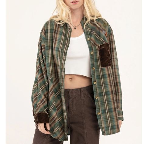 Urban Outfitters Flannel New With Tags In A Size Xs, Originally $68. Features Velvet Details, Button Up Closure And A Oversized Fit. Can Fit A Size Small As Well. Urban Outfitters Flannel, Patchwork Flannel, Womens Flannel, Embroidery Small, Pocket Embroidery, Nashville Style, Oversized Flannel, Bdg Urban Outfitters, Flannel Women