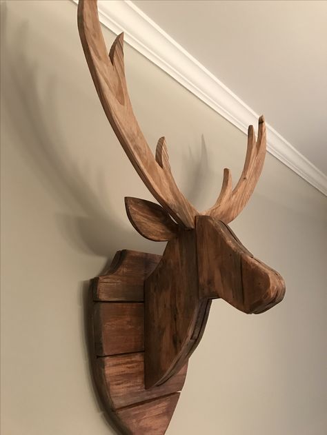 Wood Deer, Wood Deer Head, Deer Head Wall Decor, Animal Head Wall, Wood Yard Art, Wooden Pallet Furniture, Wood Wall Art Diy, Rustic Wood Walls, Wood Art Projects