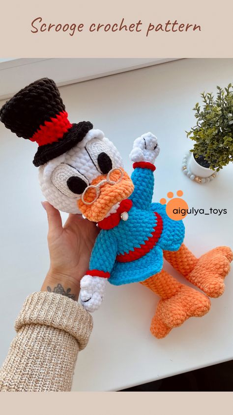 Duck Pattern Crochet, Crochet Duck Pattern, Duck Crochet Pattern, Disney Crochet Pattern, Crochet Characters, Dagobert Duck, Duck Crochet, Disney Crochet, Crochet Duck