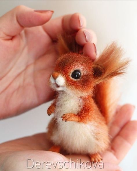 Hantverk Diy, Baby Animal Art, Felted Wool Crafts, Wool Animals, Needle Felting Tutorials, Needle Felting Projects, Felting Tutorials, Needle Felted Animals, 5k Followers