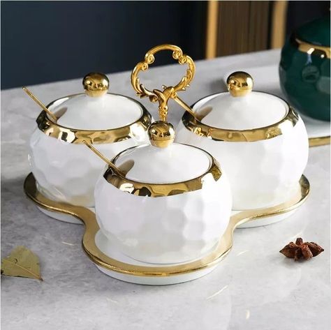 Corningware French White, Kitchen Decor Collections, Fine China Dinnerware, Luxury Dinnerware, Chafing Dishes, Container Set, Bottles And Jars, Glass Ceramic, Jar Containers