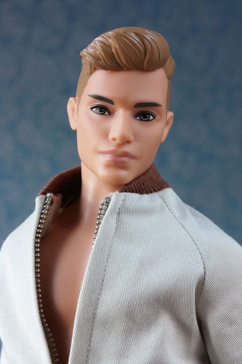 Ken Doll Aesthetic, Ken From Barbie, Barbie Movie Ken Doll, Barbie Boy, 90s Ken Doll, Original Ken Doll, Ken Doll Memes, Golden Family, Ken Dolls