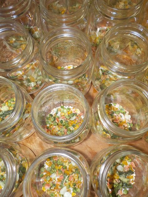 dried veg for pressure canned turkey soup Pressure Canning Turkey Soup, Canned Turkey Recipes Simple, Canned Turkey, Turkey Barley Soup, Canning Soup Recipes, Dry Soup Mix, Barley Recipe, Canned Soup, Frozen Turkey