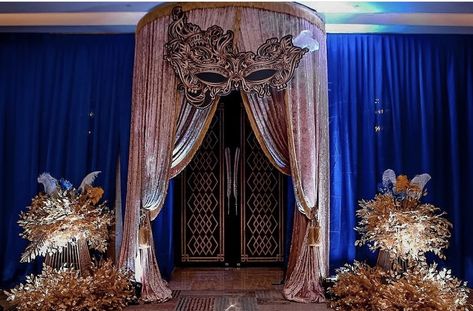 Masquerade Mask Backdrop, Masquerade Ball Theme Decoration, Masquerade Backdrop Ideas, Masquerade Quinceanera Theme, Masquerade Ball Ideas, Masquerade Ball Theme, Masquerade Ball Decorations, Masquerade Party Themes, Mascarade Ball