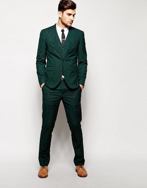 11 Modern Groom Looks That Ditched the Traditional Tuxedo via Brit + Co Destination Wedding Suits, Traditional Tuxedo, Mens Suit Colors, Green Suit Men, Green Wedding Suit, Suits Men Slim, Modern Groom, Dark Suit, Dinner Suit